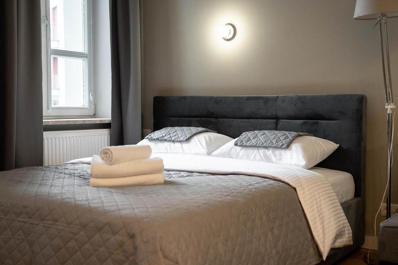 Piekna Grey Studio Warsaw Ngoại thất bức ảnh